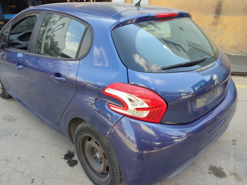 peugeot 208 i (ca_, cc_) del año 2013