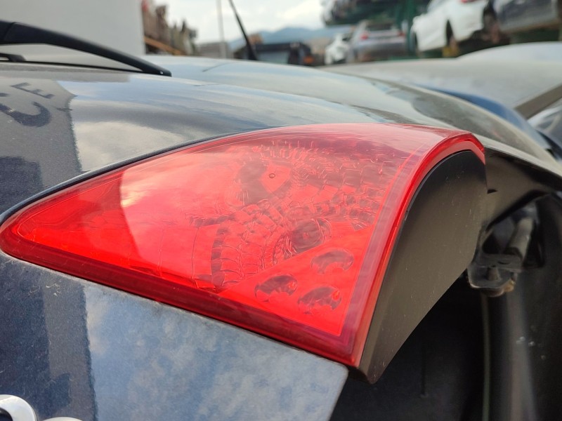 Recambio de piloto trasero derecho interior para peugeot 3008 i monospace (0u_) 1.6 vti referencia OEM IAM   