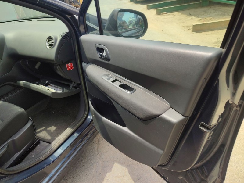 peugeot 3008 i monospace (0u_) del año 2011