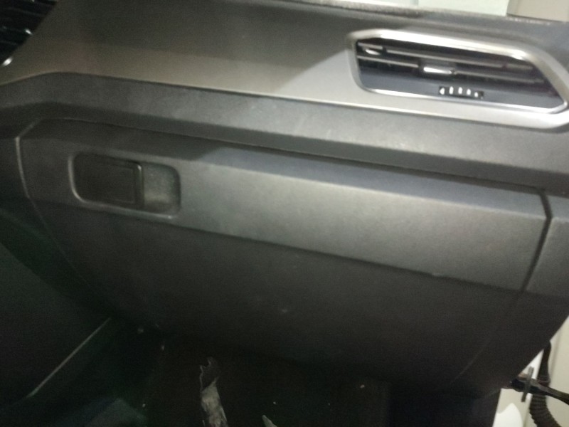 Recambio de guantera para volkswagen t-roc (a11, d11) 1.0 tsi referencia OEM IAM   