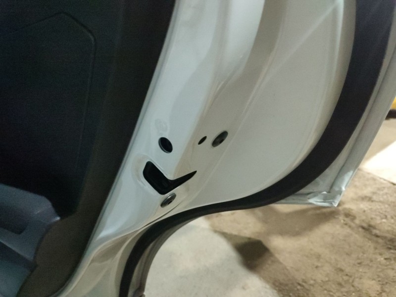 Recambio de cerradura puerta trasera derecha para volkswagen t-roc (a11, d11) 1.0 tsi referencia OEM IAM   