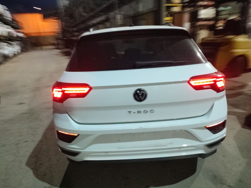 volkswagen t-roc (a11, d11) del año 2022