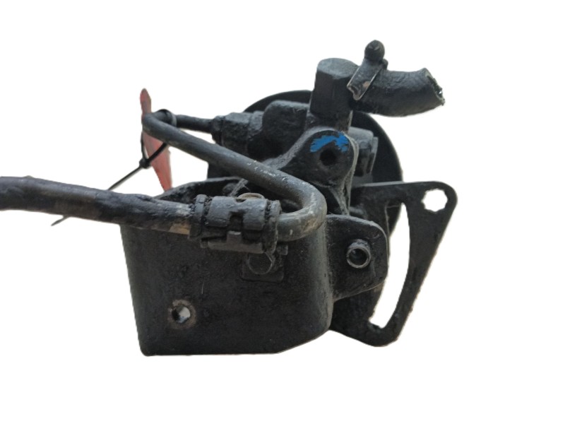 Recambio de bomba direccion para ford transit bus 1995 2.5 td referencia OEM IAM 6789028 3KB2600 