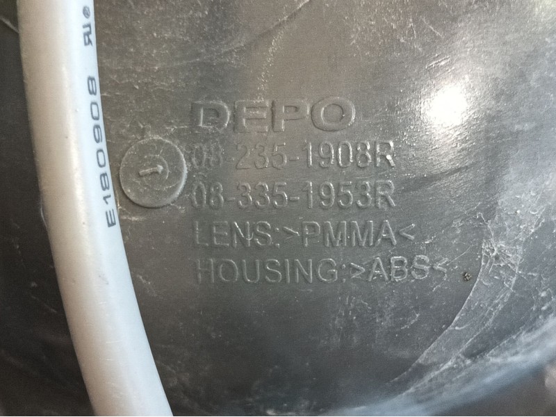 Recambio de piloto trasero derecho para chevrolet cruze (j300) 1.6 referencia OEM IAM  082351908R 