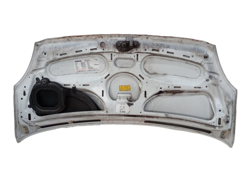 Recambio de capot para iveco daily v furgoneta 29s13, 29l13, 35c13, 35s13, 40c13, 40s13 referencia OEM IAM   