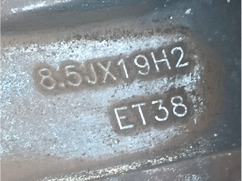 Recambio de llanta para volkswagen tiguan (ad1, ax1) 2.0 tdi referencia OEM IAM 5NA601025AGZ49 ET38 8.5Jx19