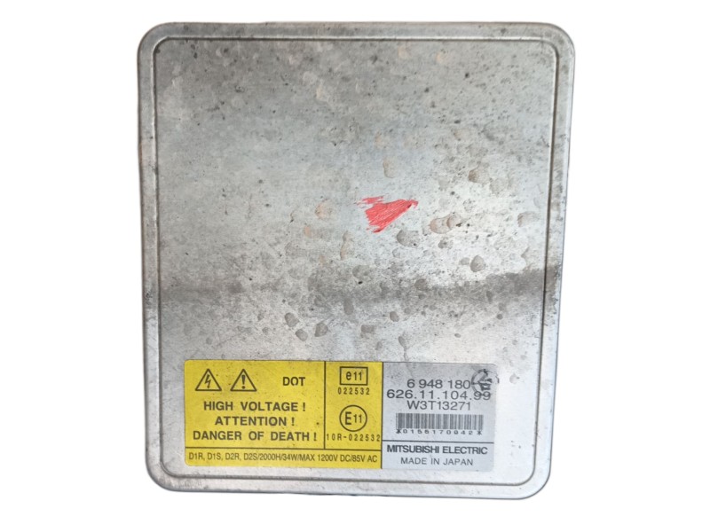 Recambio de faro derecho para bmw 3 (e90) 320 d referencia OEM IAM 63117161668 631169427379 