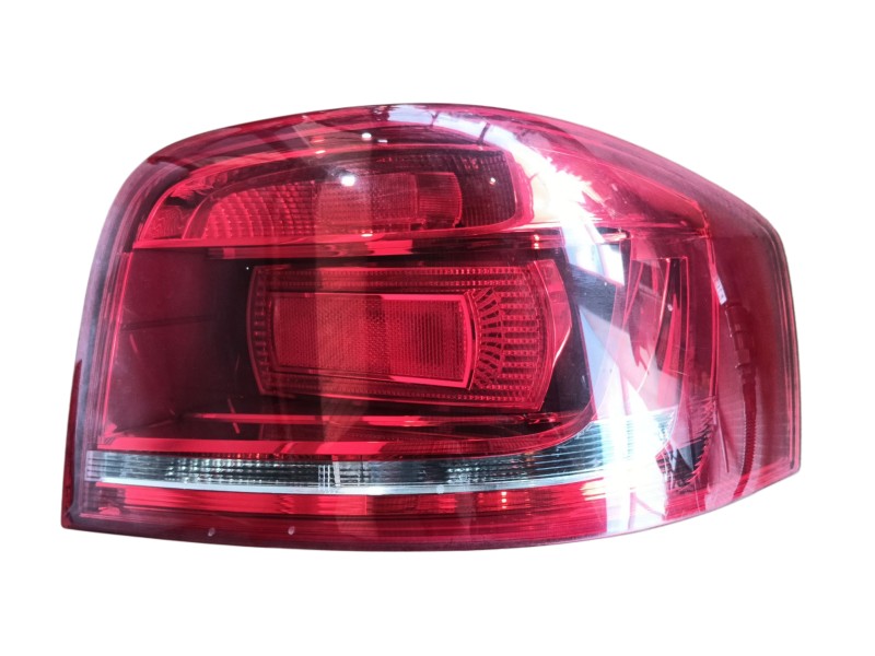 Recambio de piloto trasero derecho para audi a3 (8p1) 1.9 tdi referencia OEM IAM   