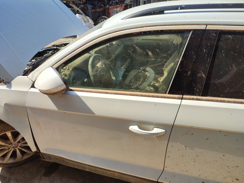 Recambio de puerta delantera izquierda para volkswagen t-roc (a11, d11) 2.0 tdi referencia OEM IAM   