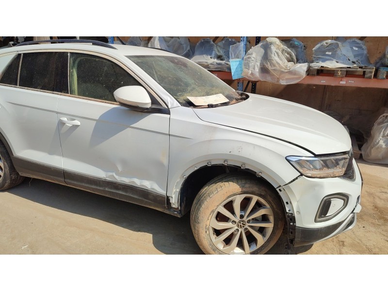 volkswagen t-roc (a11, d11) del año 2023