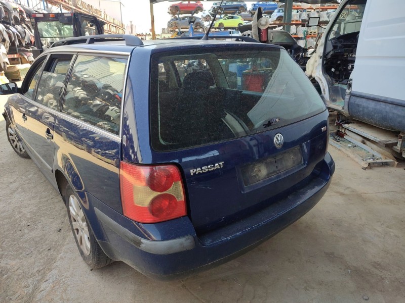 volkswagen passat b5.5 variant (3b6) del año 2001
