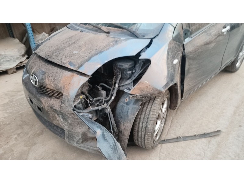 toyota yaris (_p9_) del año 2010