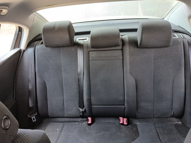 Recambio de asientos traseros para volkswagen passat b6 (3c2) 2.0 tdi 16v referencia OEM IAM   
