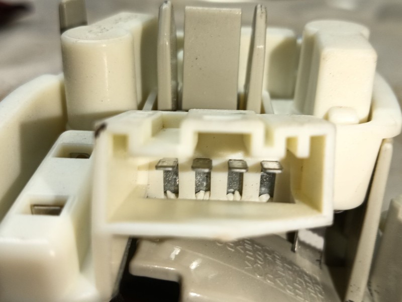 Recambio de piloto trasero izquierdo interior para bmw 3 (e90) 320 d referencia OEM IAM   