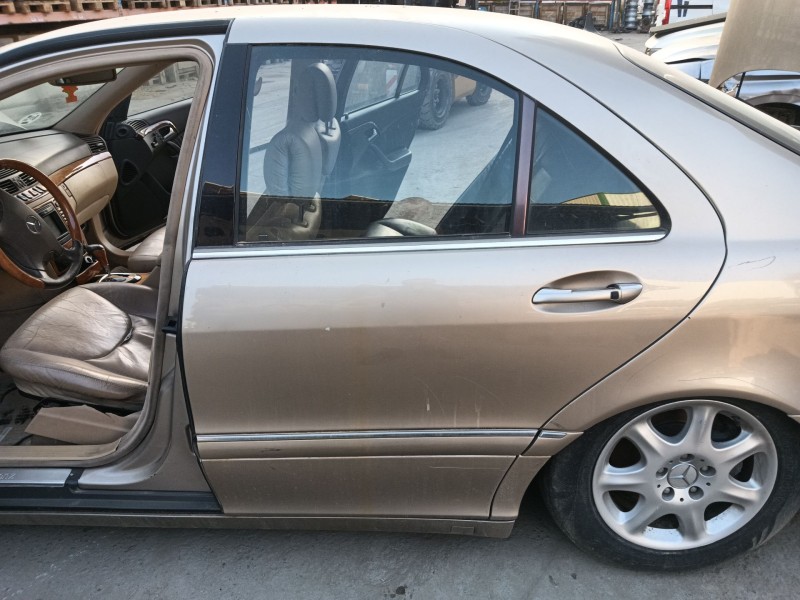 Recambio de puerta trasera izquierda para mercedes-benz clase s (w220, v220) s 500 (220.075, 220.175, 220.875) referencia OEM IA