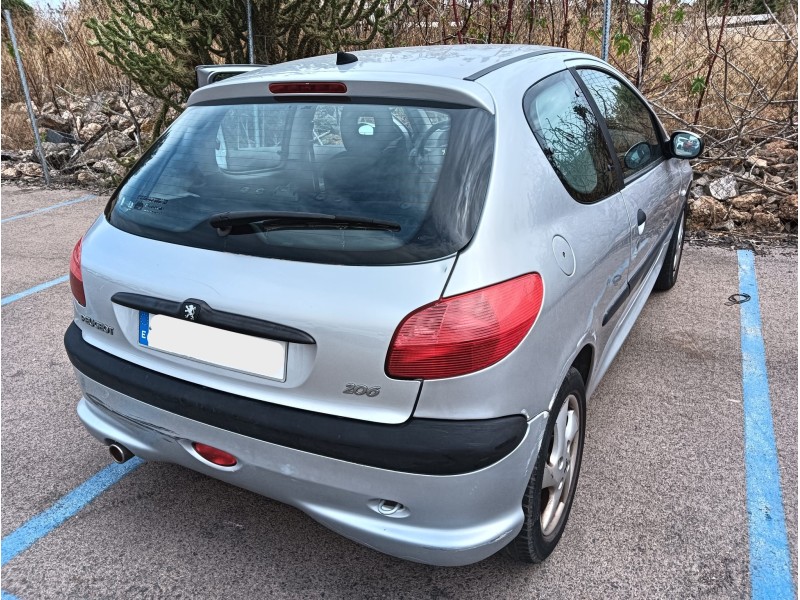 peugeot 206 hatchback (2a/c) del año 2002