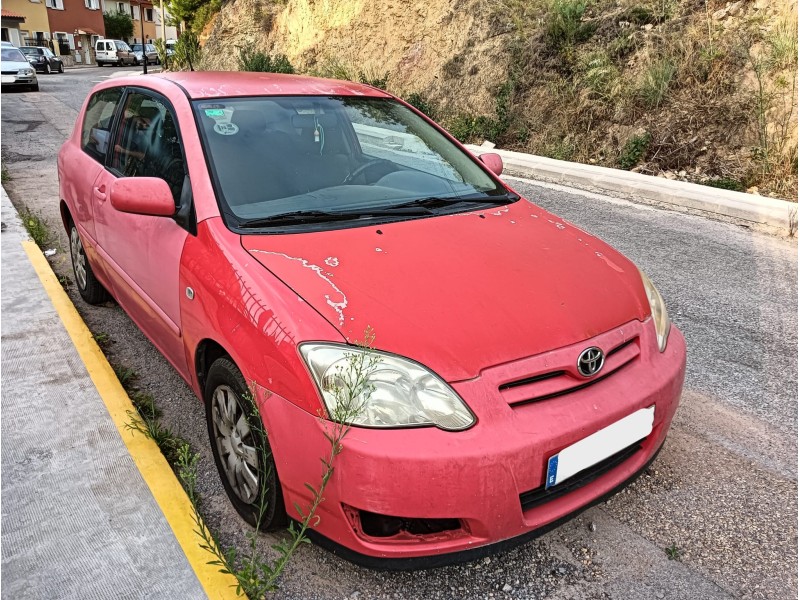 toyota corolla (_e12_) del año 2005