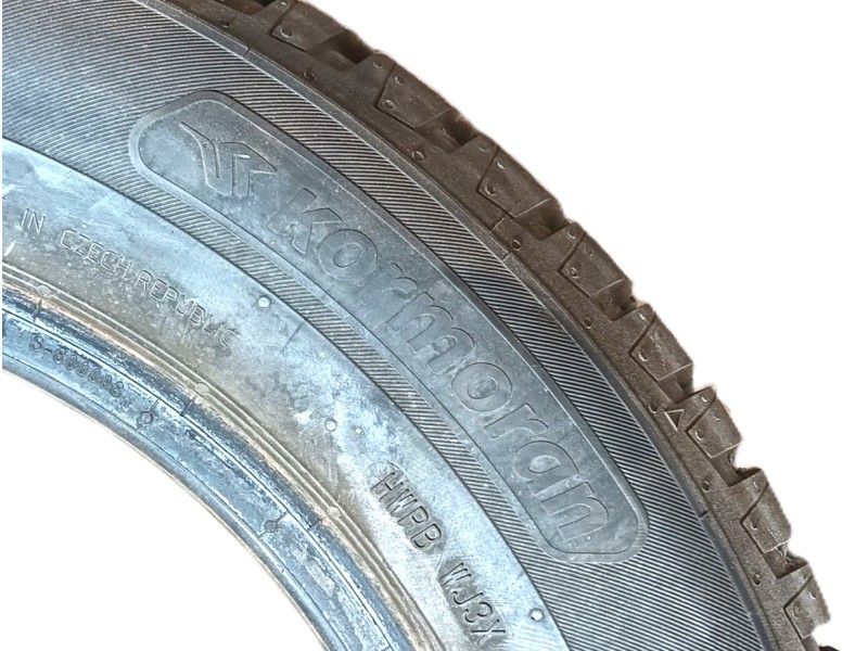 Recambio de neumatico para » otros... modelos referencia OEM IAM 195/60 R15 88H 2 KORMORAN