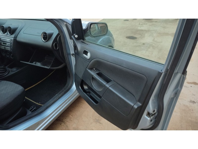 ford fiesta v (jh_, jd_) del año 2005