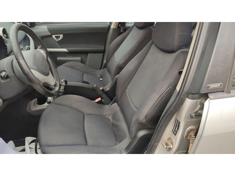 Recambio de asiento delantero izquierdo para smart forfour (454) 1.5 cdi (454.001) referencia OEM IAM   
