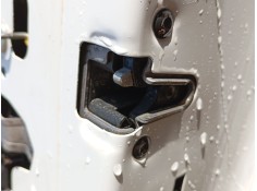 Recambio de puerta trasera derecha para bmw x1 (f48) sdrive 18 d referencia OEM IAM   