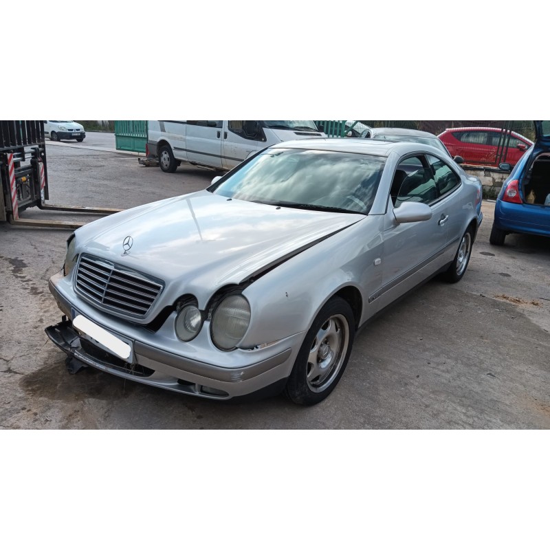 MERCEDES-BENZ CLK (C208)