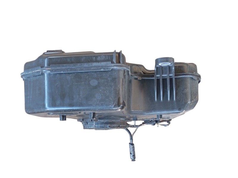Recambio de deposito adblue para bmw x1 (f48) sdrive 18 d referencia OEM IAM  191850720 