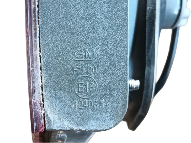 Recambio de piloto trasero derecho interior para chevrolet cruze (j300) 1.6 referencia OEM IAM 95971551 12406 