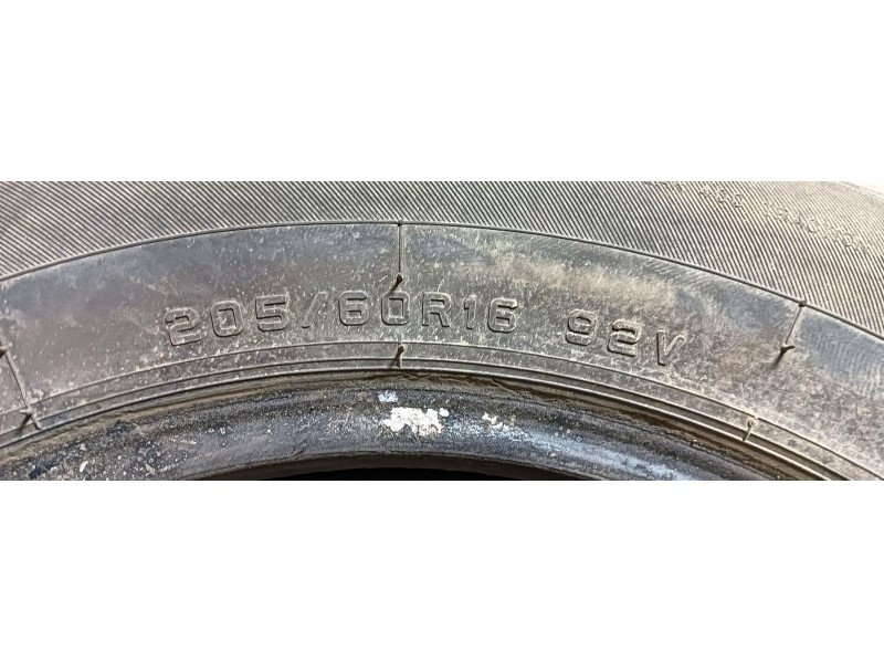 Recambio de neumatico para » otros... modelos referencia OEM IAM 205/60 R16 92V 2 OVATION