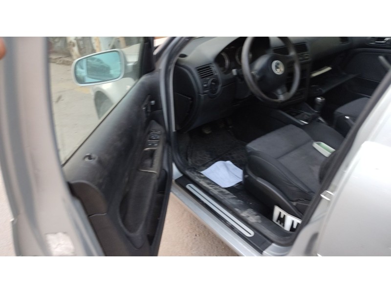 volkswagen bora i (1j2) del año 2000