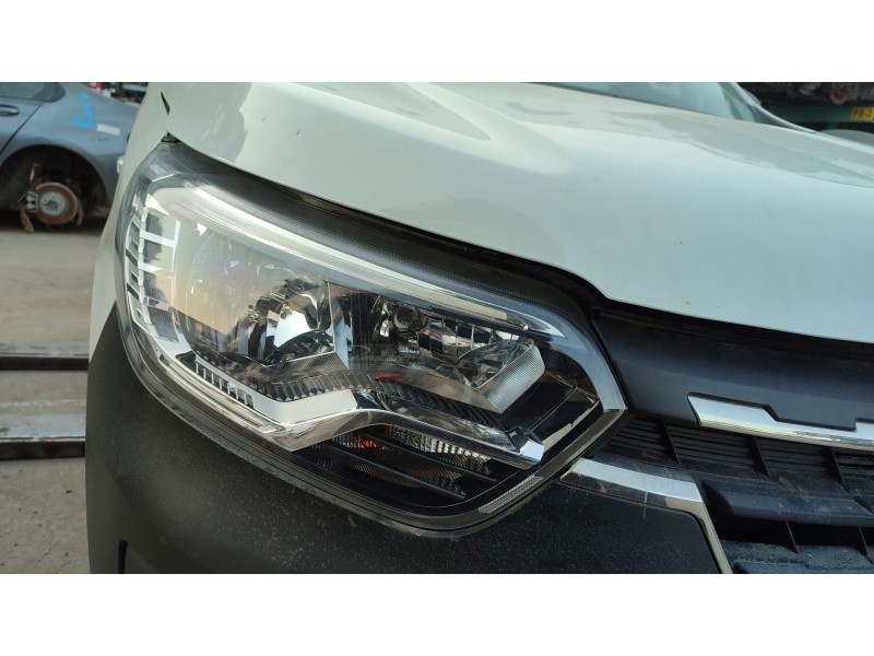 Recambio de faro derecho para renault express furgoneta/monovolumen 1.5 blue dci 75 (f6aa) referencia OEM IAM   