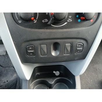 MANDO ELEVALUNAS DELANTERO DERECHO 254218614R 