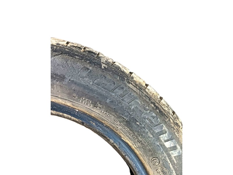 Recambio de neumatico para » otros... modelos referencia OEM IAM 185/60 R14 82H 2 LAUFENN