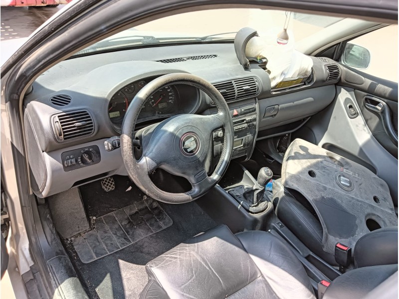 seat toledo ii (1m2) del año 1999