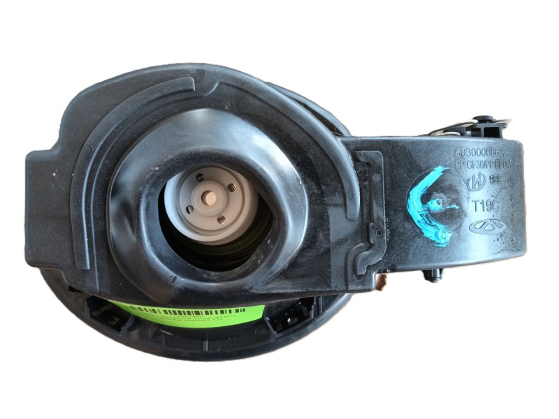 Recambio de tapa exterior combustible para omoda omoda5 t31 referencia OEM IAM   