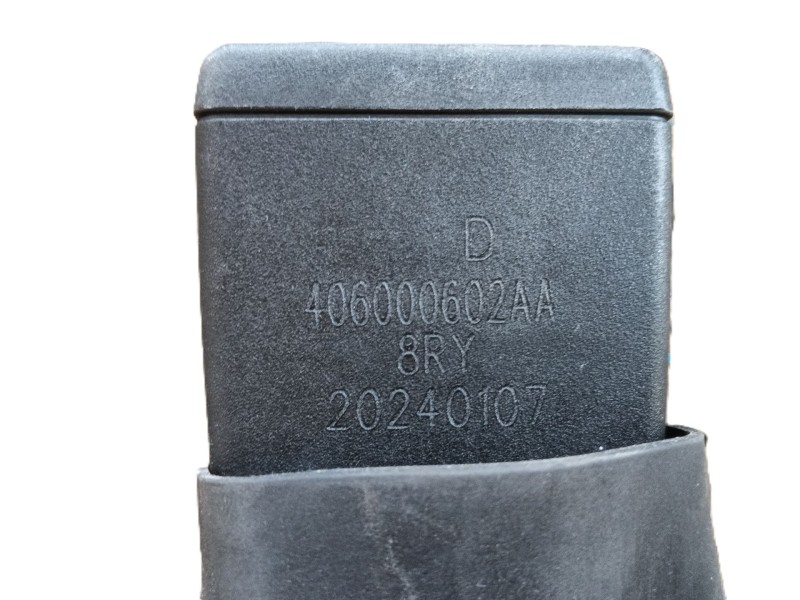 Recambio de enganche cinturon trasero derecho para omoda omoda5 t31 referencia OEM IAM   