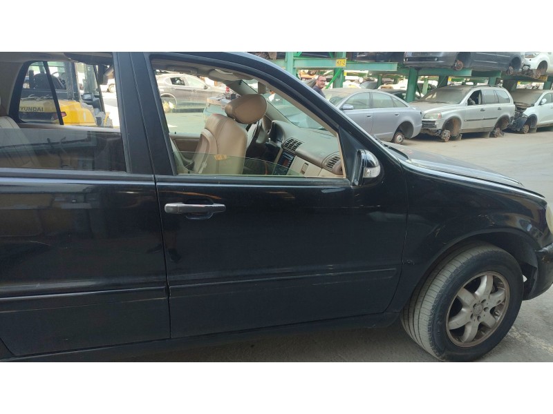 Recambio de puerta delantera derecha para mercedes-benz clase m (w163) ml 400 cdi (163.128) referencia OEM IAM   