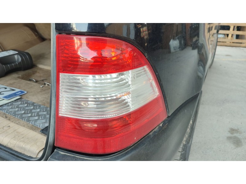 Recambio de piloto trasero derecho para mercedes-benz clase m (w163) ml 400 cdi (163.128) referencia OEM IAM   