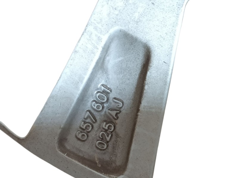 Recambio de llanta para skoda kamiq (nw4) 1.0 tsi referencia OEM IAM 657601025AJ ET38 6Jx16