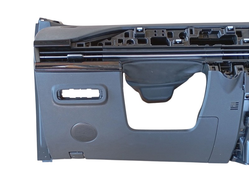 Recambio de salpicadero para omoda omoda5 t31 referencia OEM IAM  401001826AA 