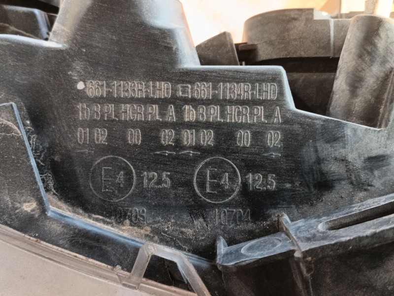 Recambio de faro derecho para fiat stilo (192_) 1.9 jtd (192_xe1a) referencia OEM IAM   