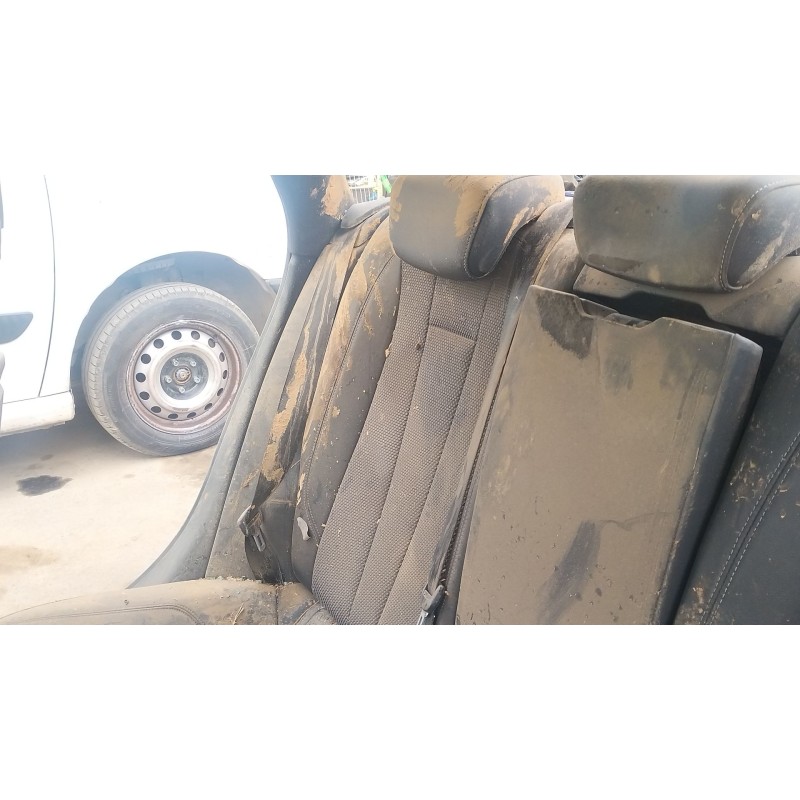 Recambio de cinturon seguridad trasero derecho para audi a4 b9 (8w2, 8wc) 35 tdi mild hybrid referencia OEM IAM   