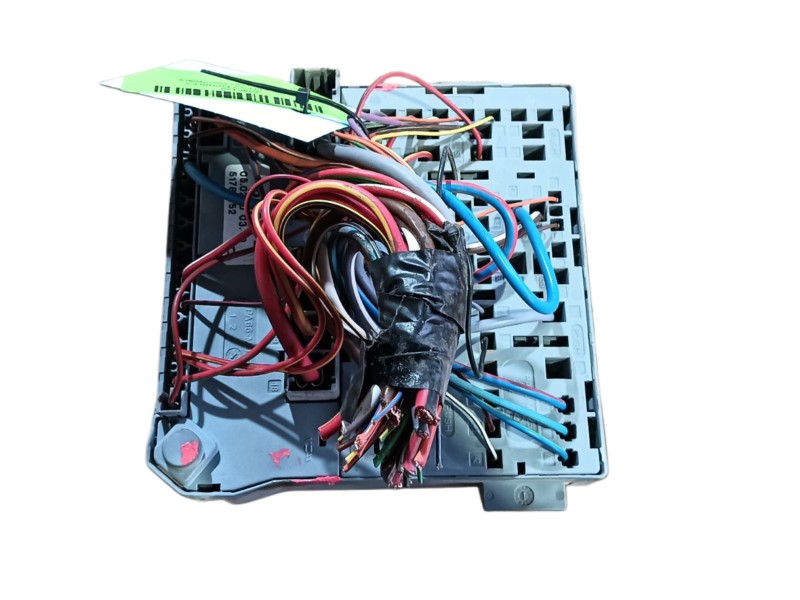 Recambio de caja reles / fusibles para citroën nemo monospace 1.4 hdi referencia OEM IAM  51781452 