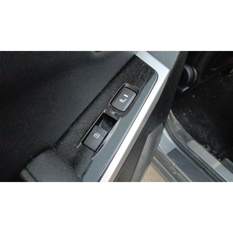 Recambio de mando elevalunas trasero izquierdo para ssangyong korando (ck) 2.0 e-xdi referencia OEM IAM 8581134000HDV  