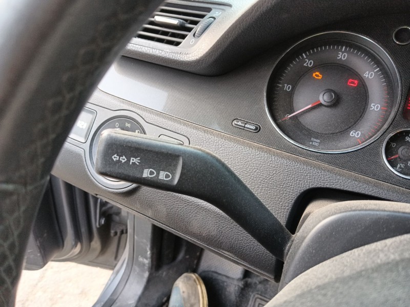 Recambio de mando intermitentes para volkswagen passat b6 (3c2) 2.0 tdi 16v referencia OEM IAM   