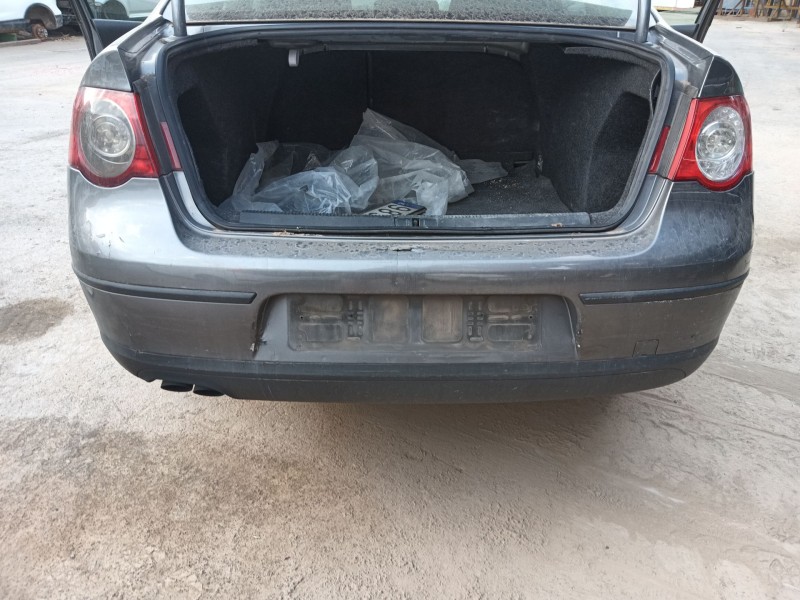 Recambio de paragolpes trasero para volkswagen passat b6 (3c2) 2.0 tdi 16v referencia OEM IAM   