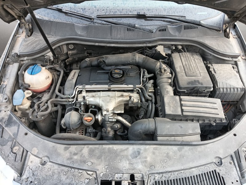 Recambio de despiece motor para volkswagen passat b6 (3c2) 2.0 tdi 16v referencia OEM IAM   