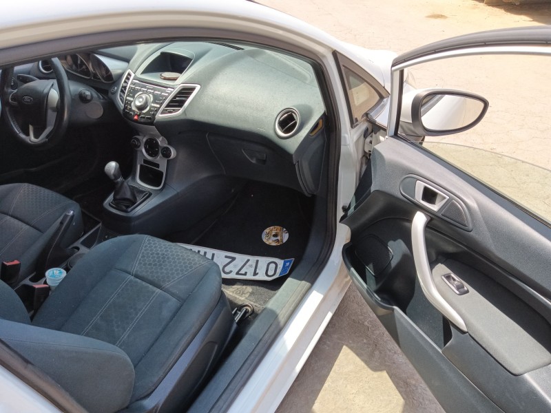 ford fiesta vi (cb1, ccn) del año 2012