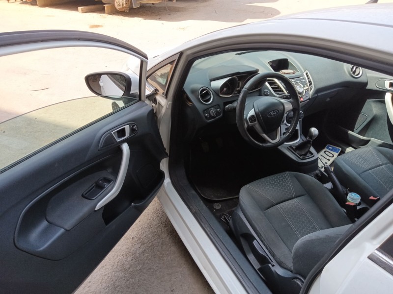 ford fiesta vi (cb1, ccn) del año 2012