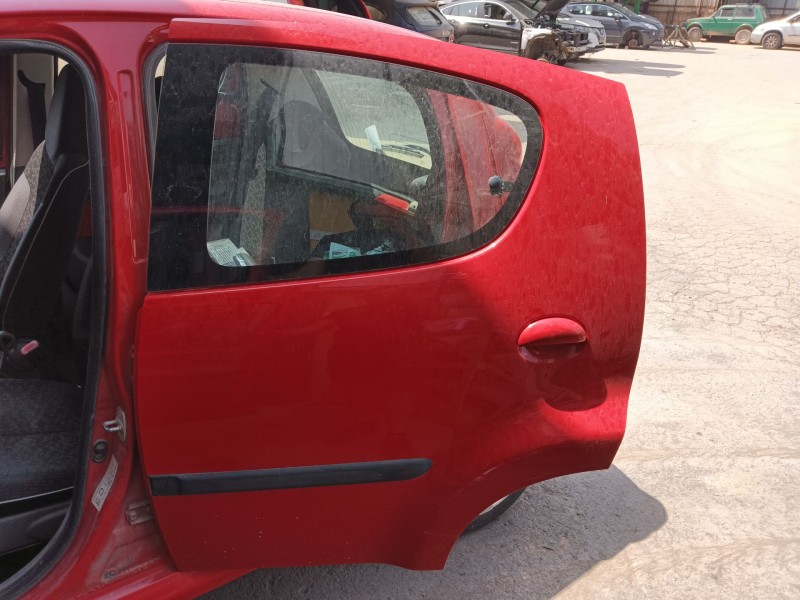 Recambio de puerta trasera izquierda para peugeot 107 (pm_, pn_) 1.0 referencia OEM IAM   